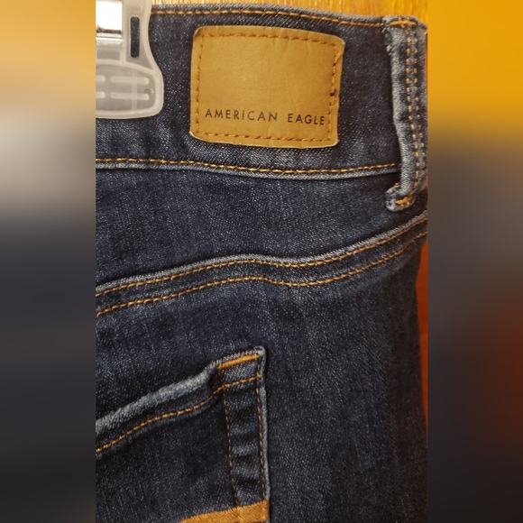 American Eagle *Artist Crop* Jean/Capri - Picture 3 of 6